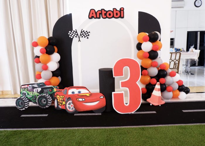 4 (2)
